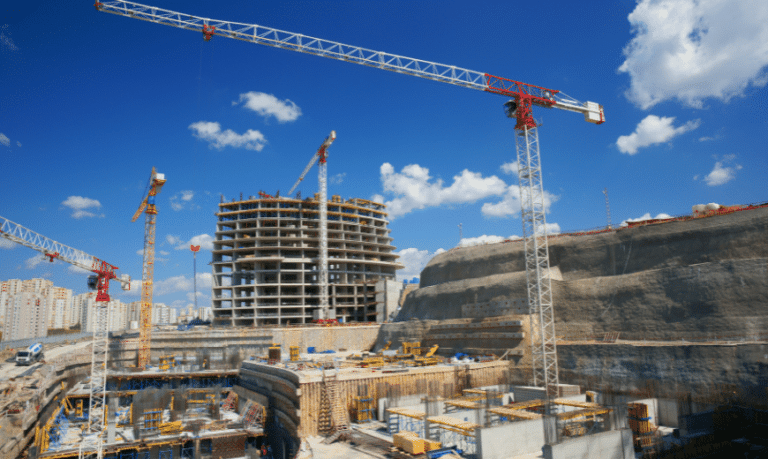 8 Reasons Cloud-Based Construction Software Can Boost Project Efficiency