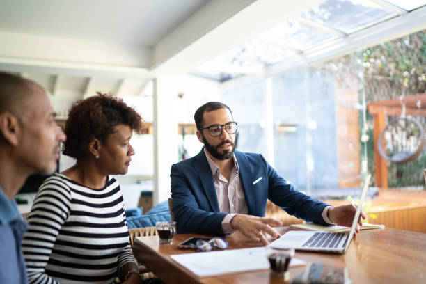 SAP ERP (https://datacommcloud.co.id/sap-adalah/)