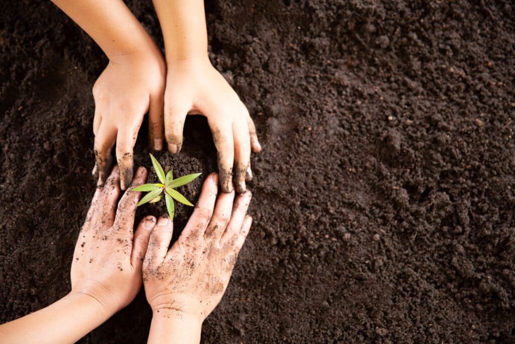 CSR (https://finance.detik.com/berita-ekonomi-bisnis/d-6016983/apa-itu-csr-ini-fungsi-jenis-tujuan-contoh-dan-manfaatnya)
