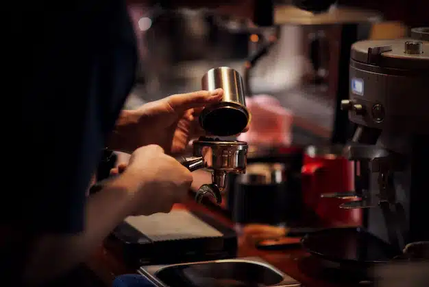 membangun coffee shop