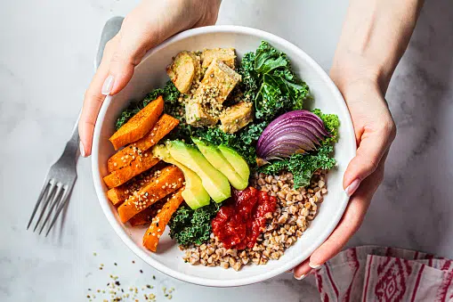membuka restoran vegan