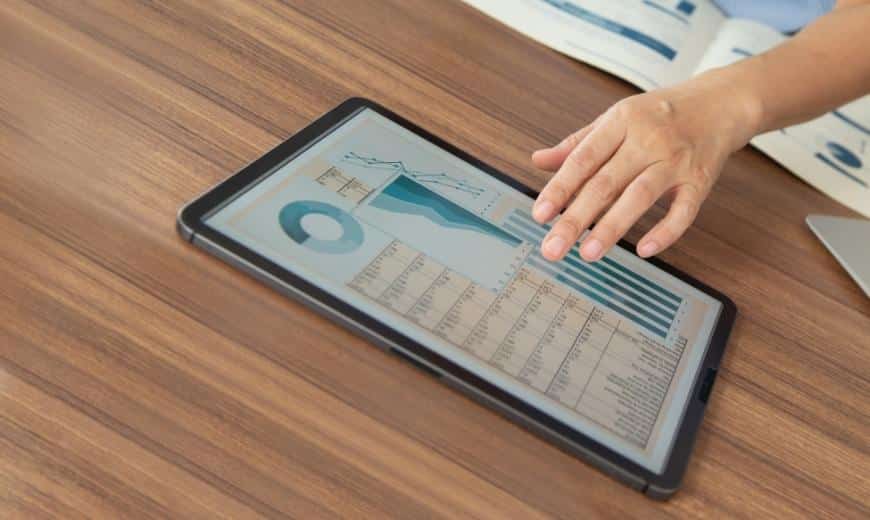 procurement software (https://journal.unesa.ac.id/index.php/jieet/article/view/666)
