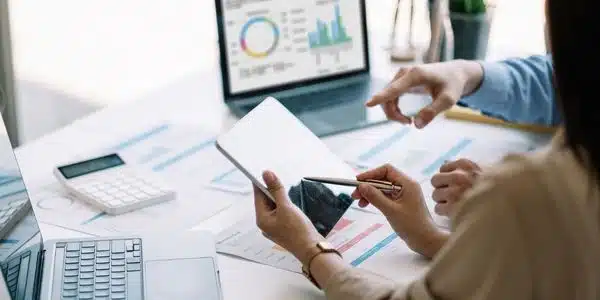 Mengenali Jurnal Koreksi yang Benar untuk Bisnis Skala Besar
