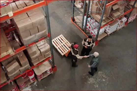 inventory control adalah suatu hal yang senantiasa mengalami perubahan dan cukup sulit untuk dilaksanakan. (https://jubelio.com/2021/apa-itu-inventory-control/)