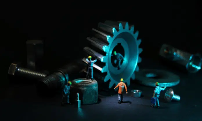 Maintenance Management System untuk Mempermudah Aktivitas Pemeliharaan Aset Perusahaan