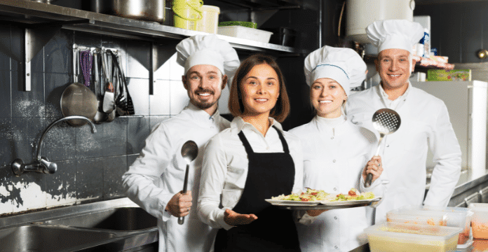 software kitchen management dapat mengatur semua pesanan pelanggan