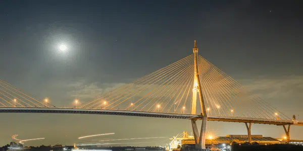 konstruksi jembatan cable stayed 
