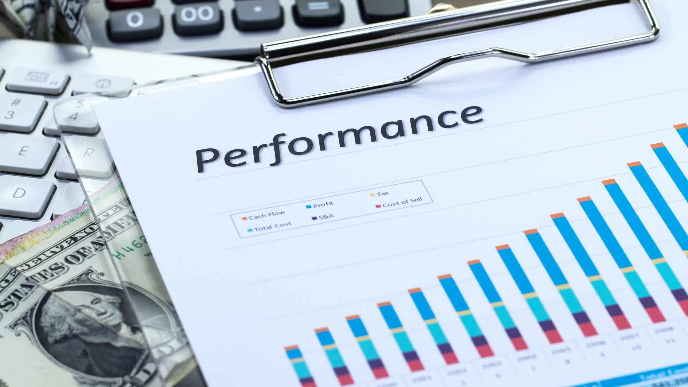  Key performance indicator merupakan sebuah pengukuran yang menilai bagaimana sebuah organisasi mengeksekusi visi strategisnya.