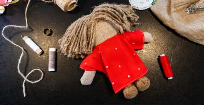 pabrik boneka
