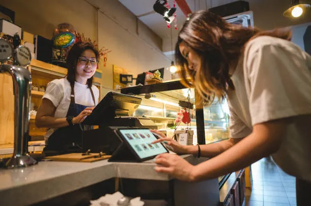 5 Cara Membangun Restoran Futuristik dengan Memanfaatkan Kecanggihan Teknologi