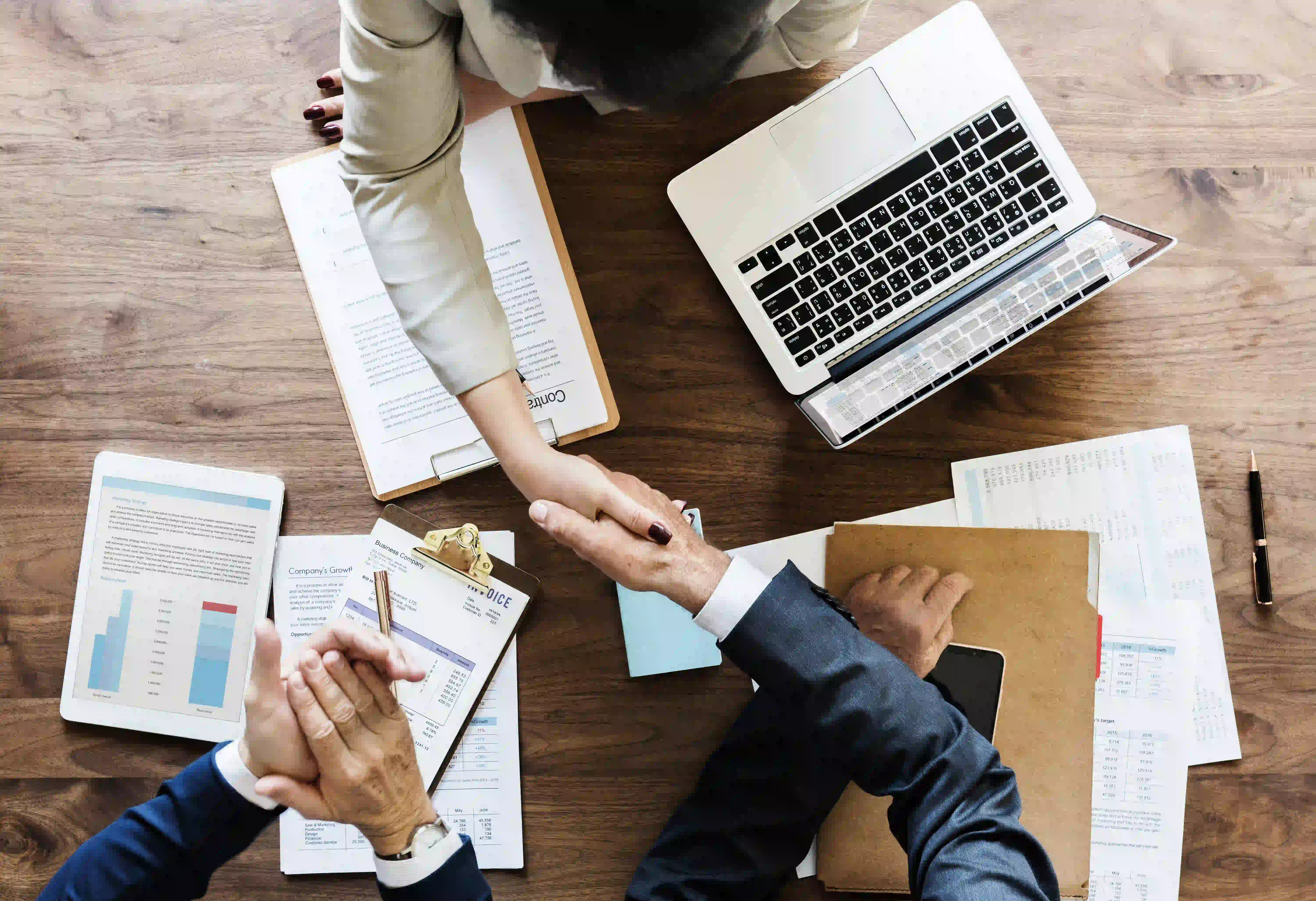 Procurement: Pengertian & Alur untuk Bisnis Anda