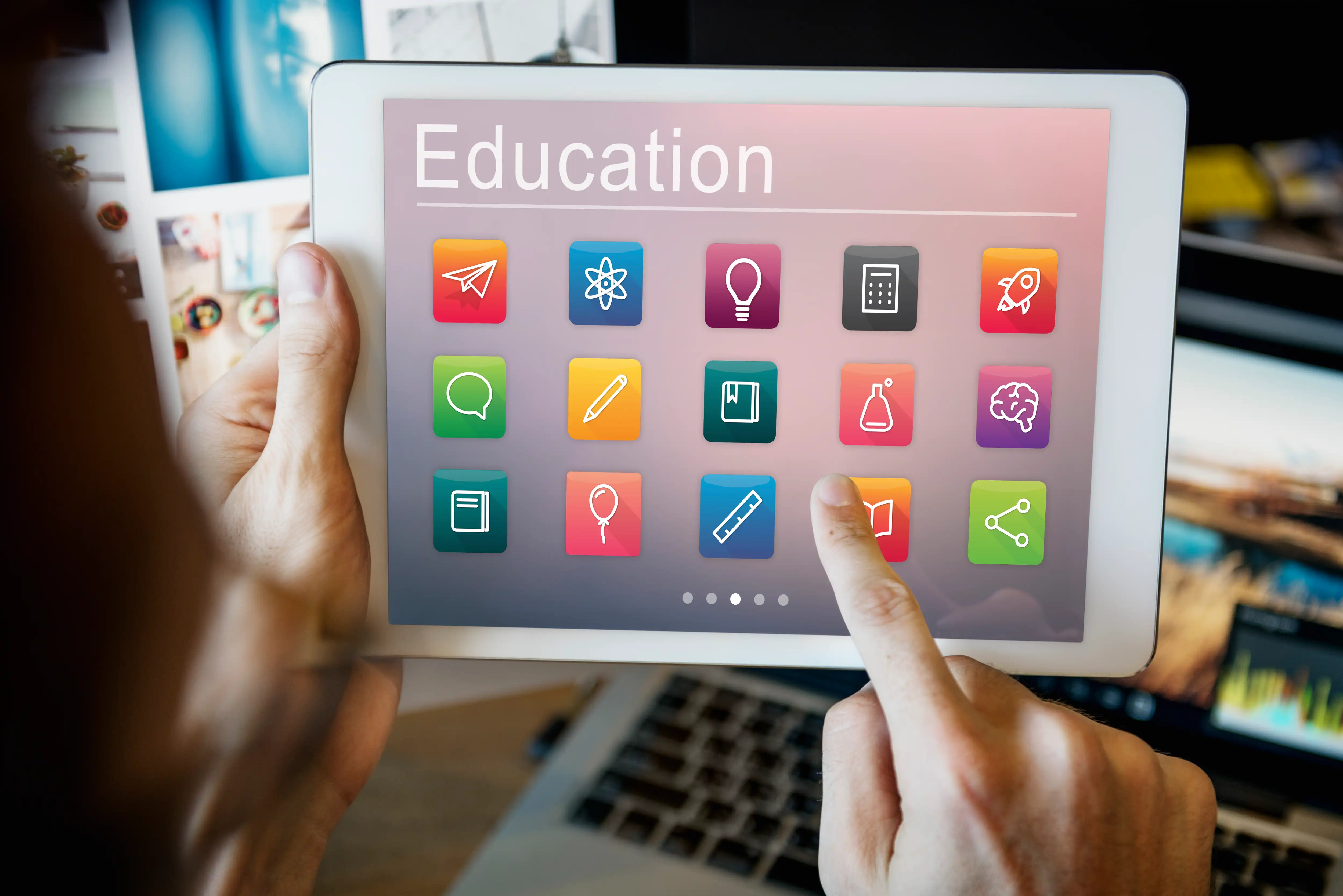 Aplikasi E-Learning: Tren Baru Pendidikan Indonesia